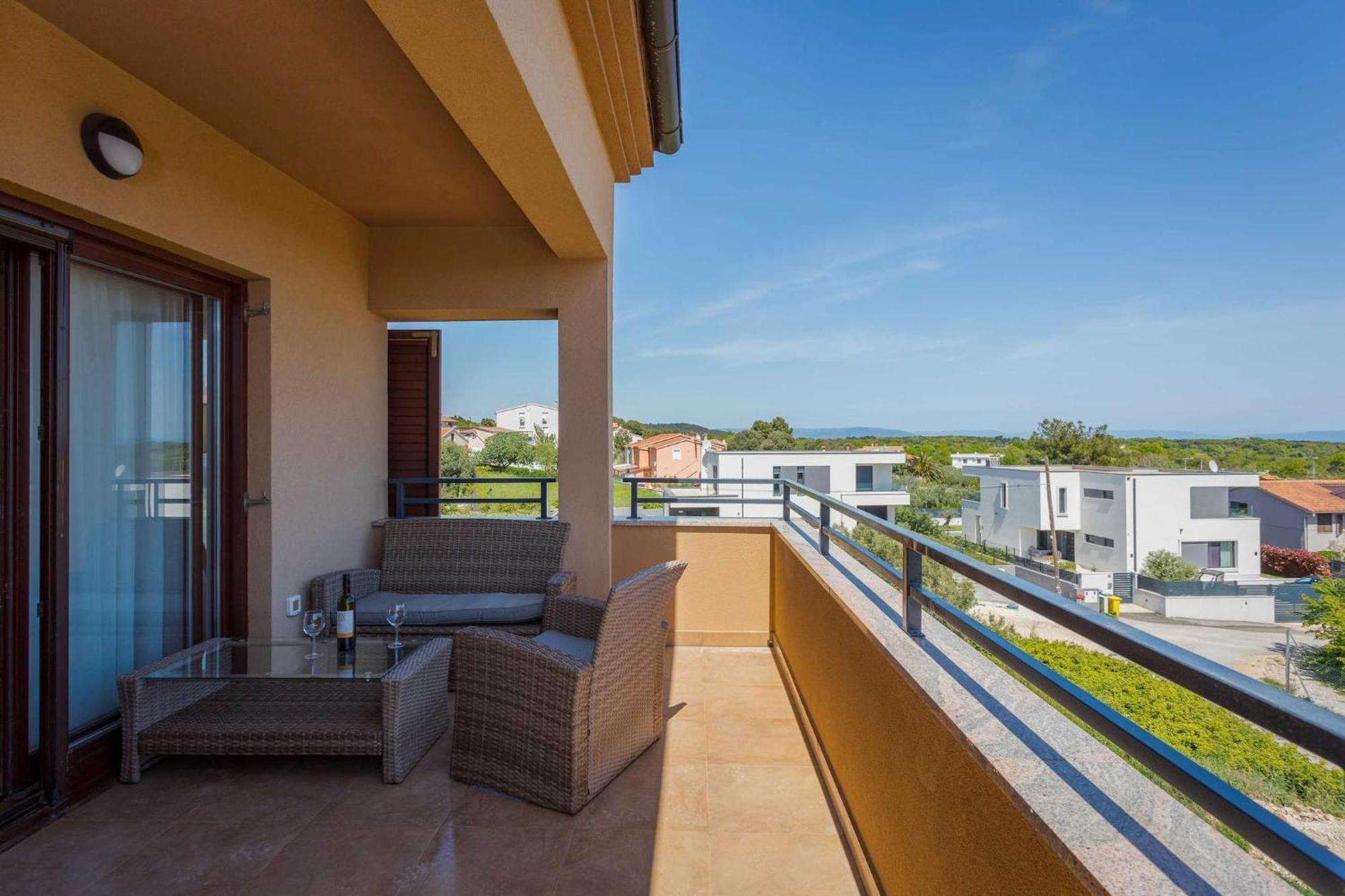 Apartments Cesare With Shared Pool Ližnjan Dış mekan fotoğraf
